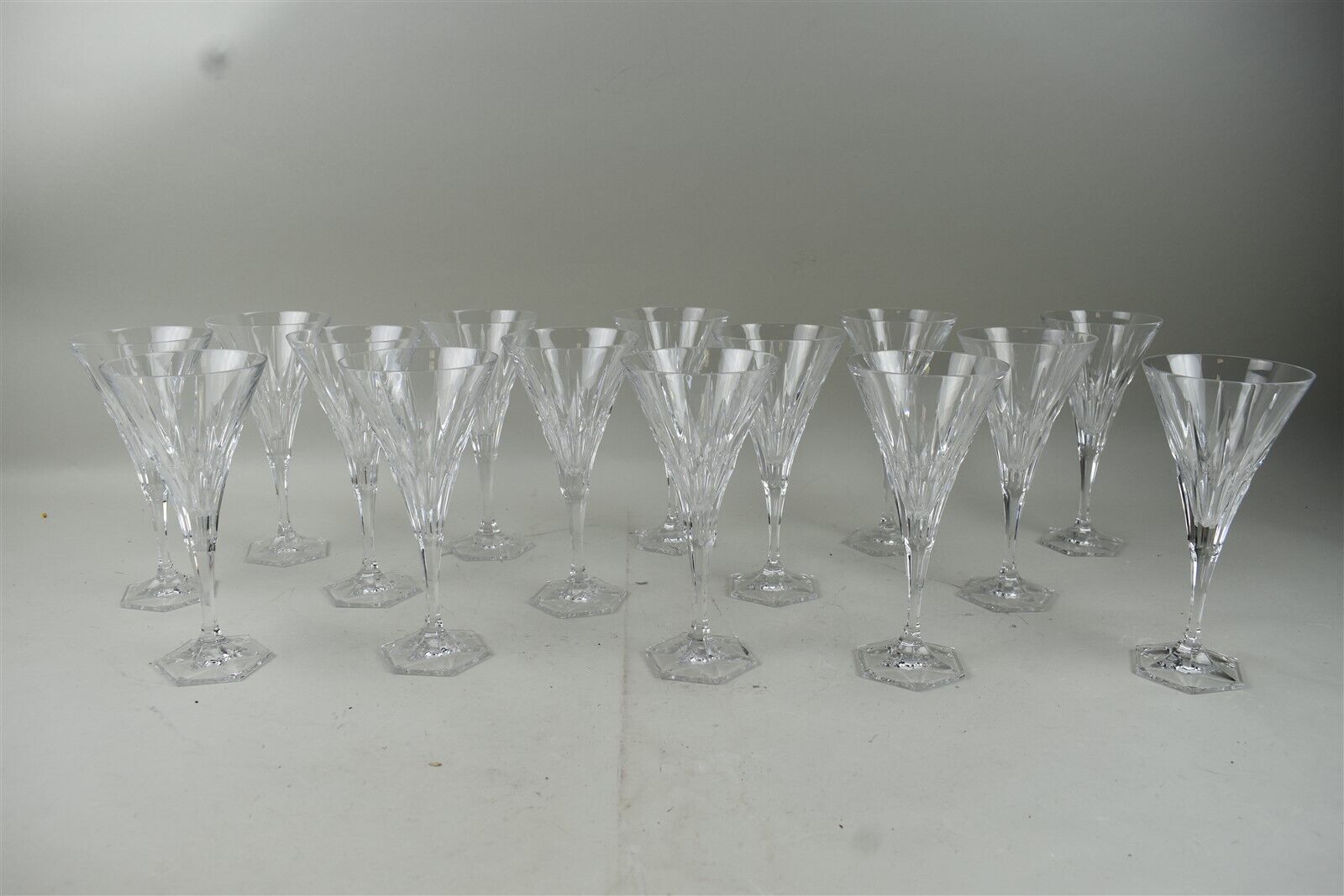 Vtg Villeroy & Boch Serenade Wine Water Glasses Set 15 Clear Cut Crystal 8.25\