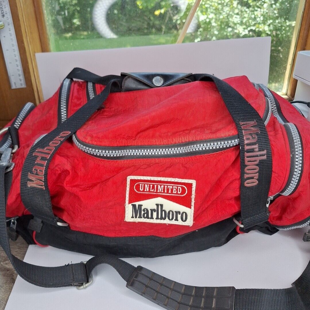 Vintage Marlboro Unlimited Carrying Duffle Luggage Gym Travel Bag 24x12x10