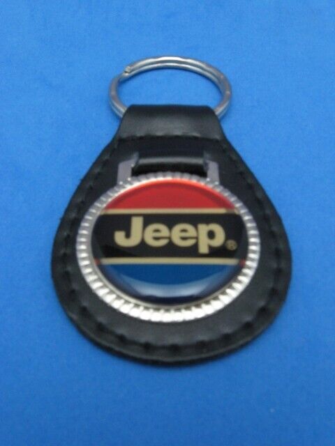 Vintage Jeep genuine grain leather -- keyring key fob keychain -- Old Stock