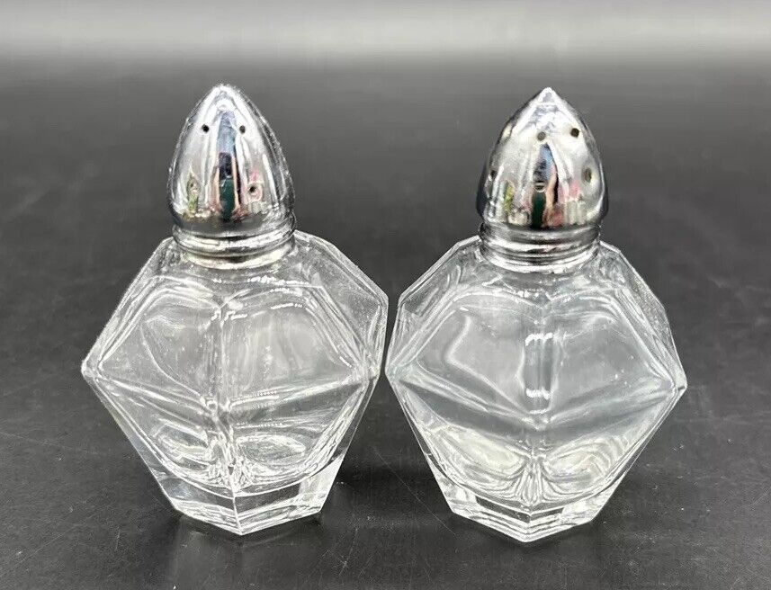 Vintage Clear Crystal Glass Octagon Salt And Pepper Shakers Silver Colored Lid