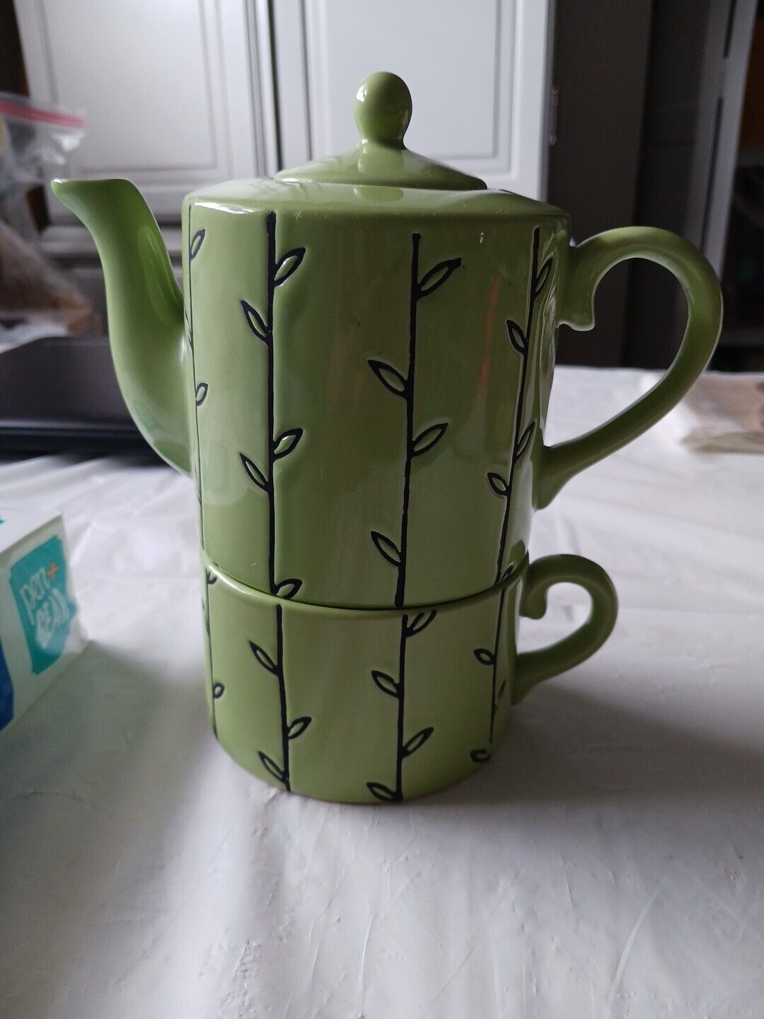 Whimsical Green Spunky Bella Casa by Ganz Tea Pot &Cup 7\