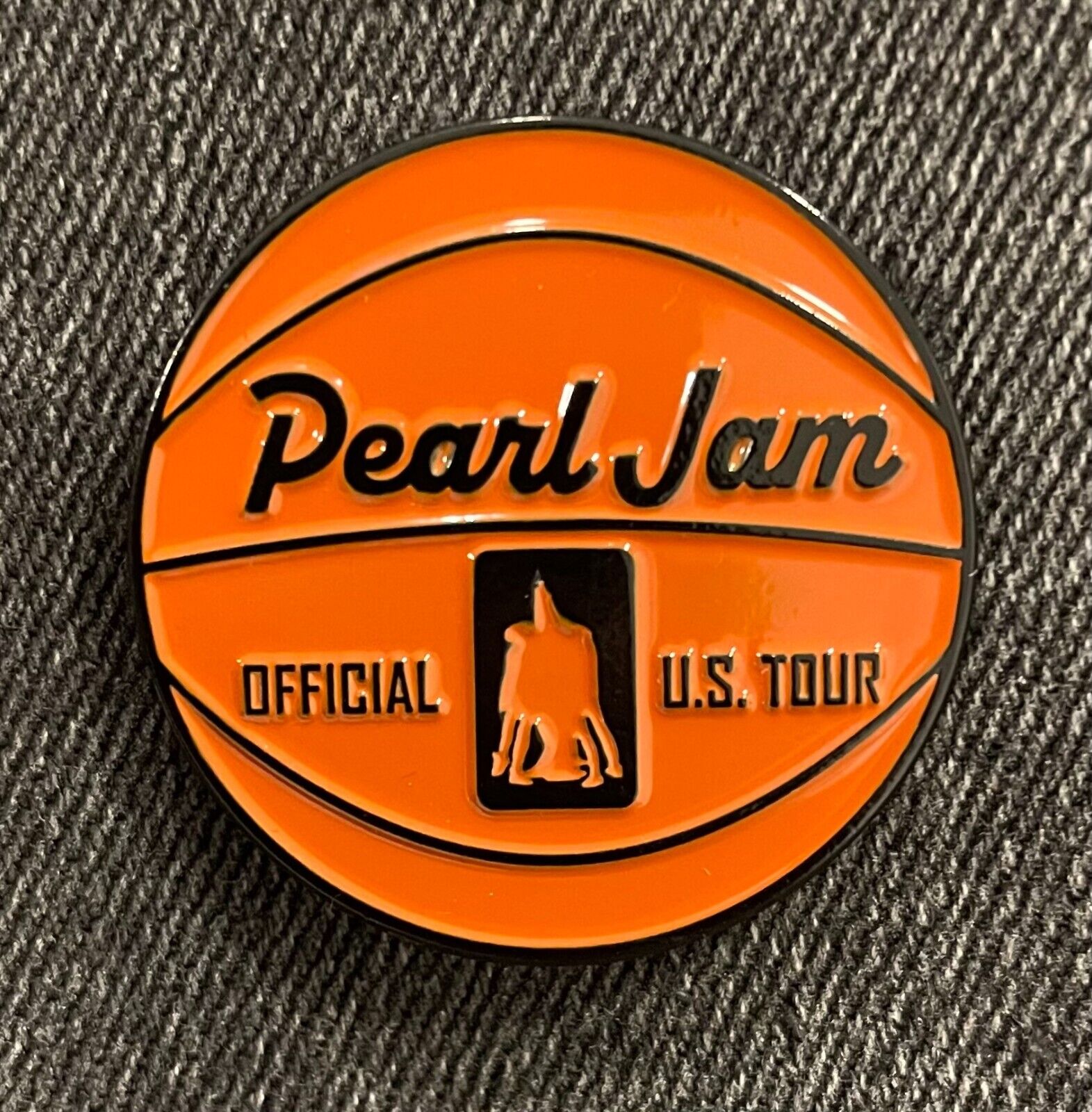 Pearl Jam - Basketball - Ten - Enamel Pin