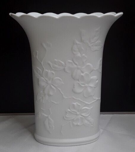 VTG. AK Kaiser W. Germany signed M. Frey White Matte Bisque Porcelain Vase #657