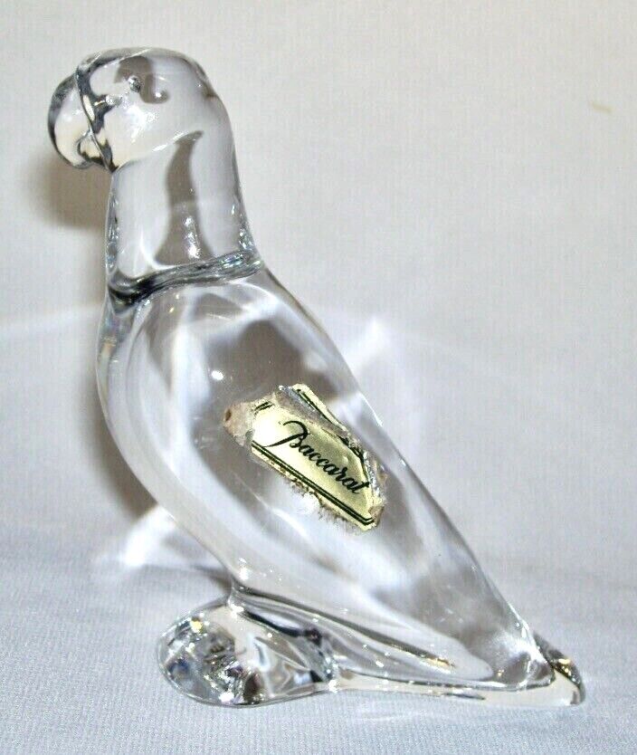 BACCARAT ~  Solid Quality Clear Crystal PARROT Figurine (4.25\