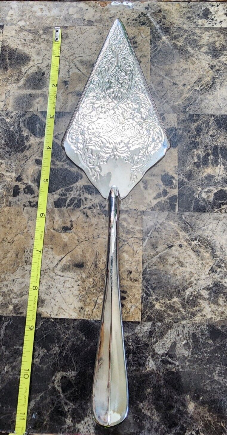 OLD GEORGIAN STYLE SILVERPLATED PIE 🥧 PASTRY 🍪 & CAKE 🍰 SERVER