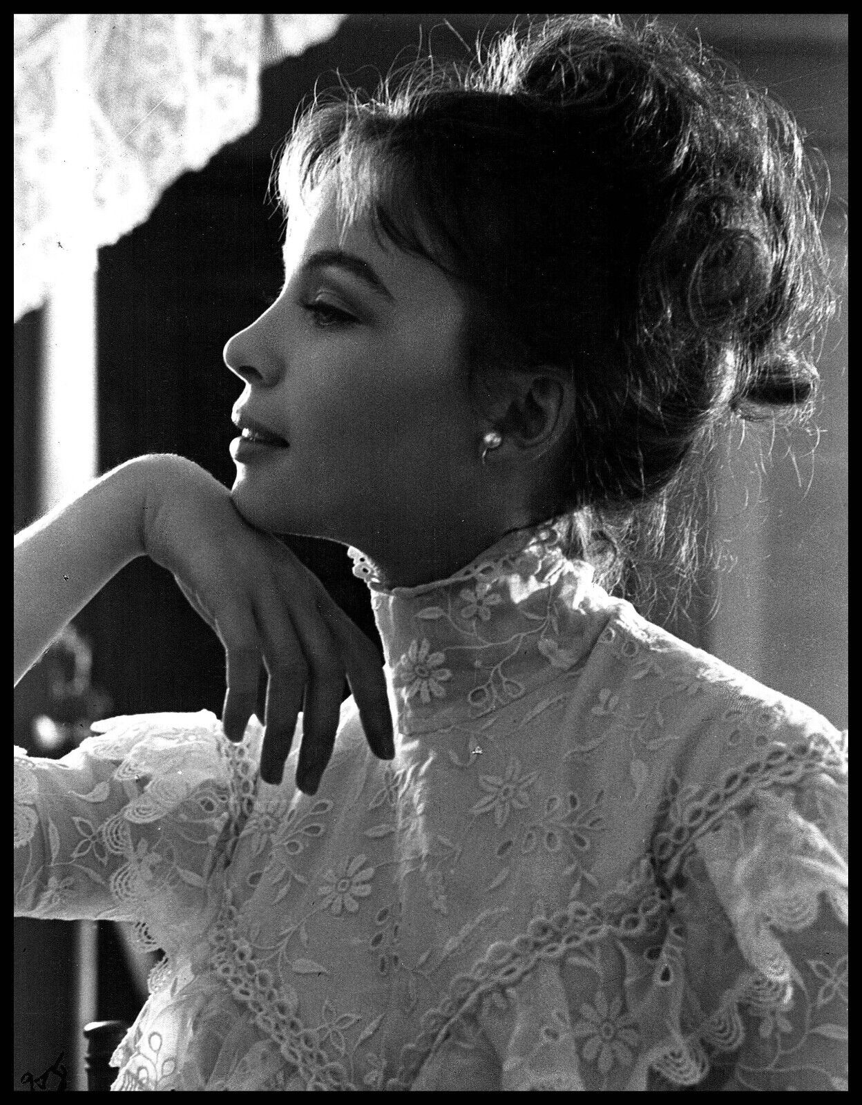 Leslie Caron (1950s) 🎬⭐ Original Vintage - Stunning Portrait Photo K 341