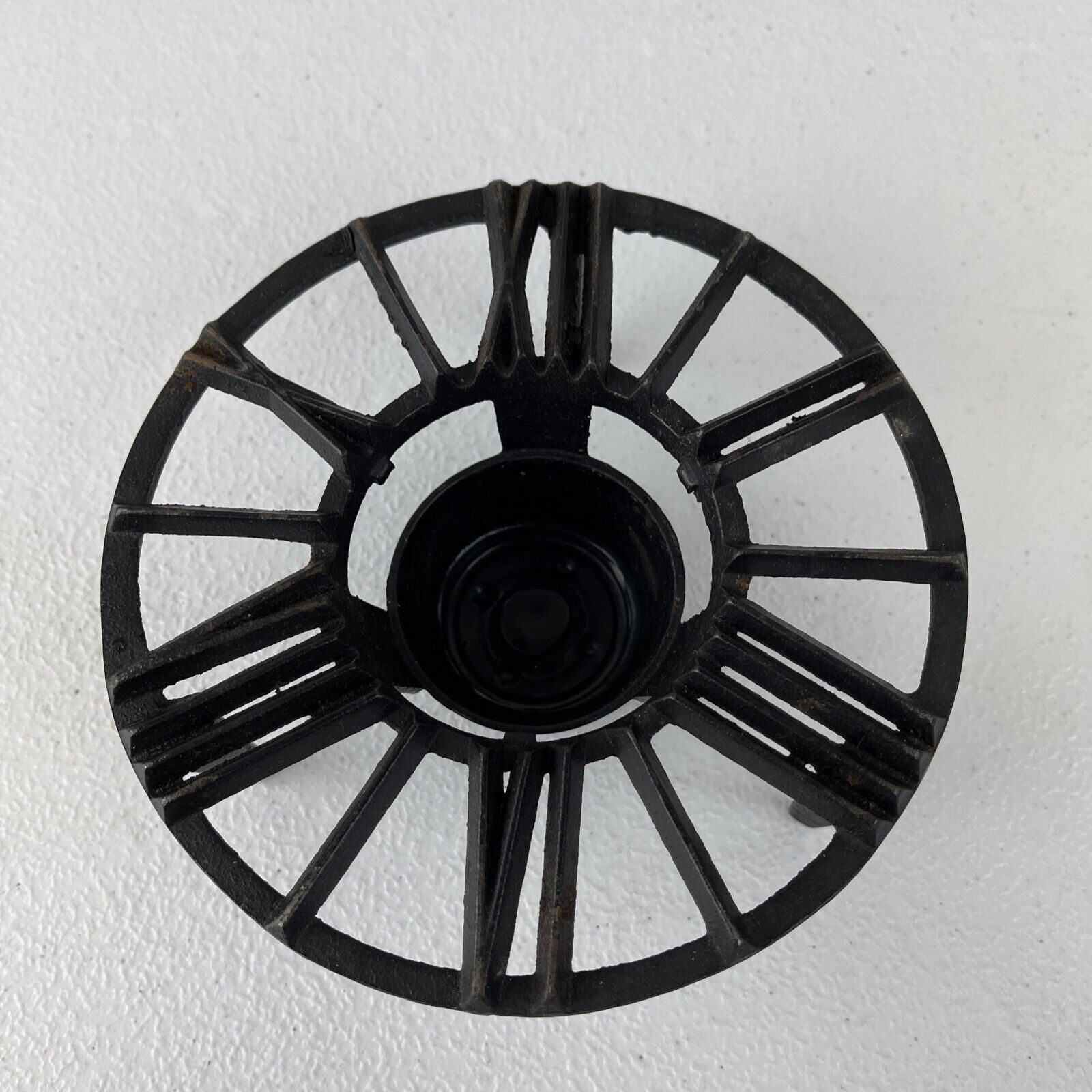 Pyrex Cast Iron Clock Face Roman Numeral Carafe Dish Warmer Mid Century 5.75”