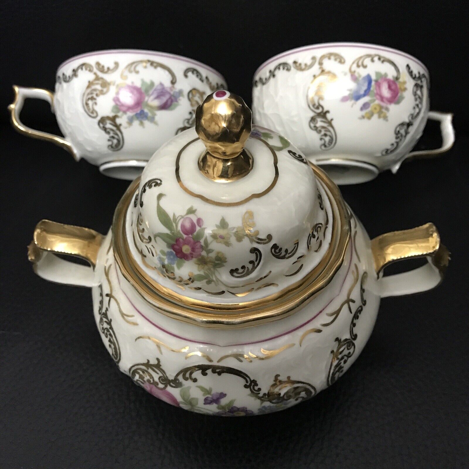 Rosenthal Sanssouci Diplomat Germany Sugar bowl with lid, 2 Tea Cups. Mint