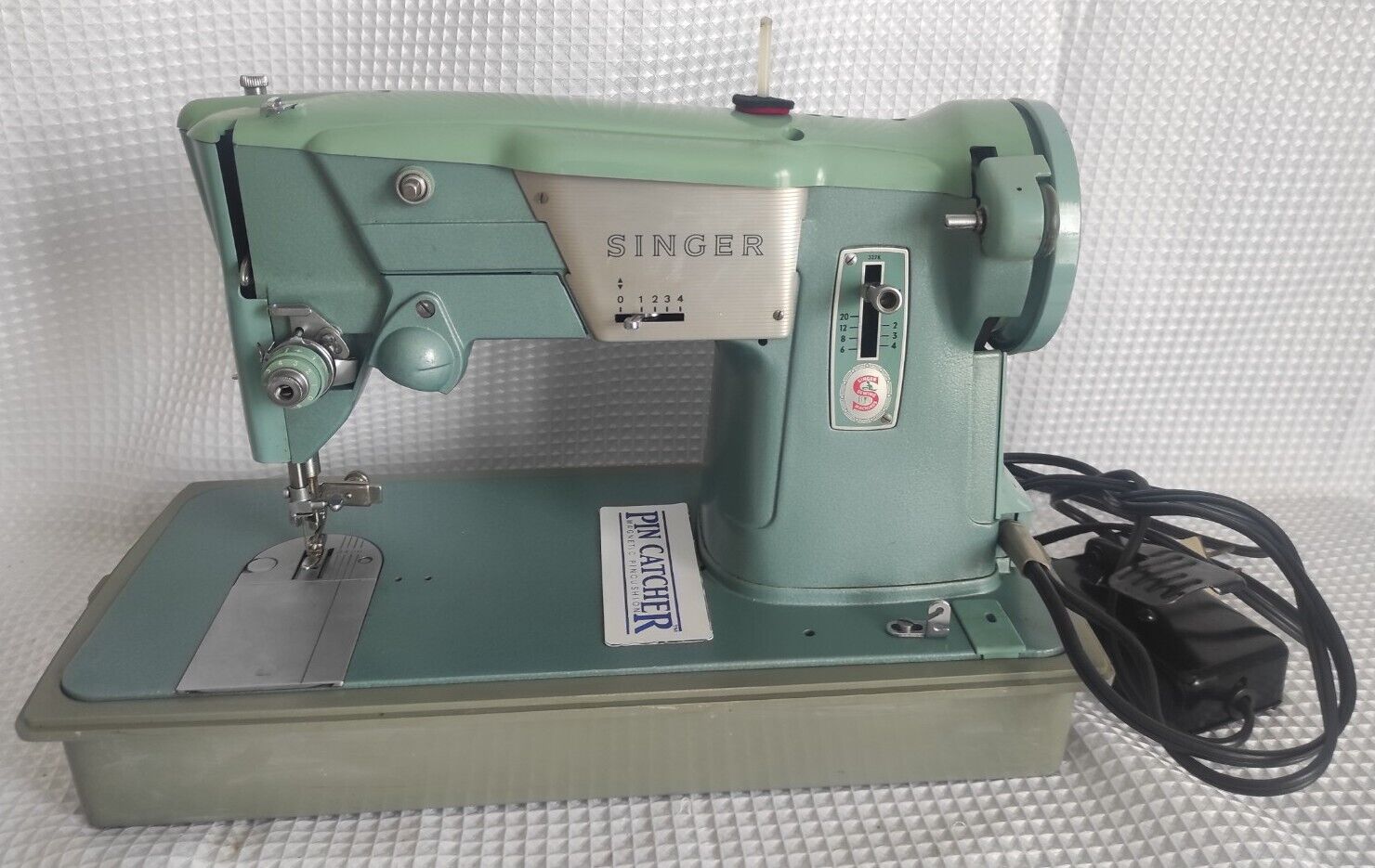 Vintage Singer 327k Precision Heavy Duty + Case Zigzag Sewing Machine Made in UK