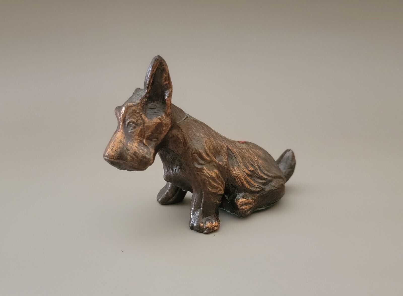 Vintage Cast Metal Scottish Terrier Dog Figurine Souviner Of Bagnell Dam, MO
