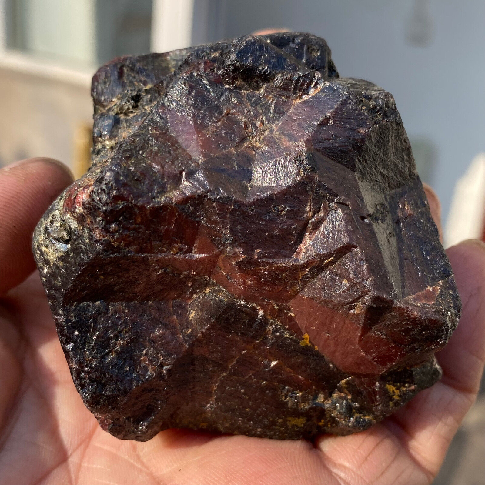 420g Large Red Garnet Crystal Gemstone Particle Rough Mineral Specimen Laos