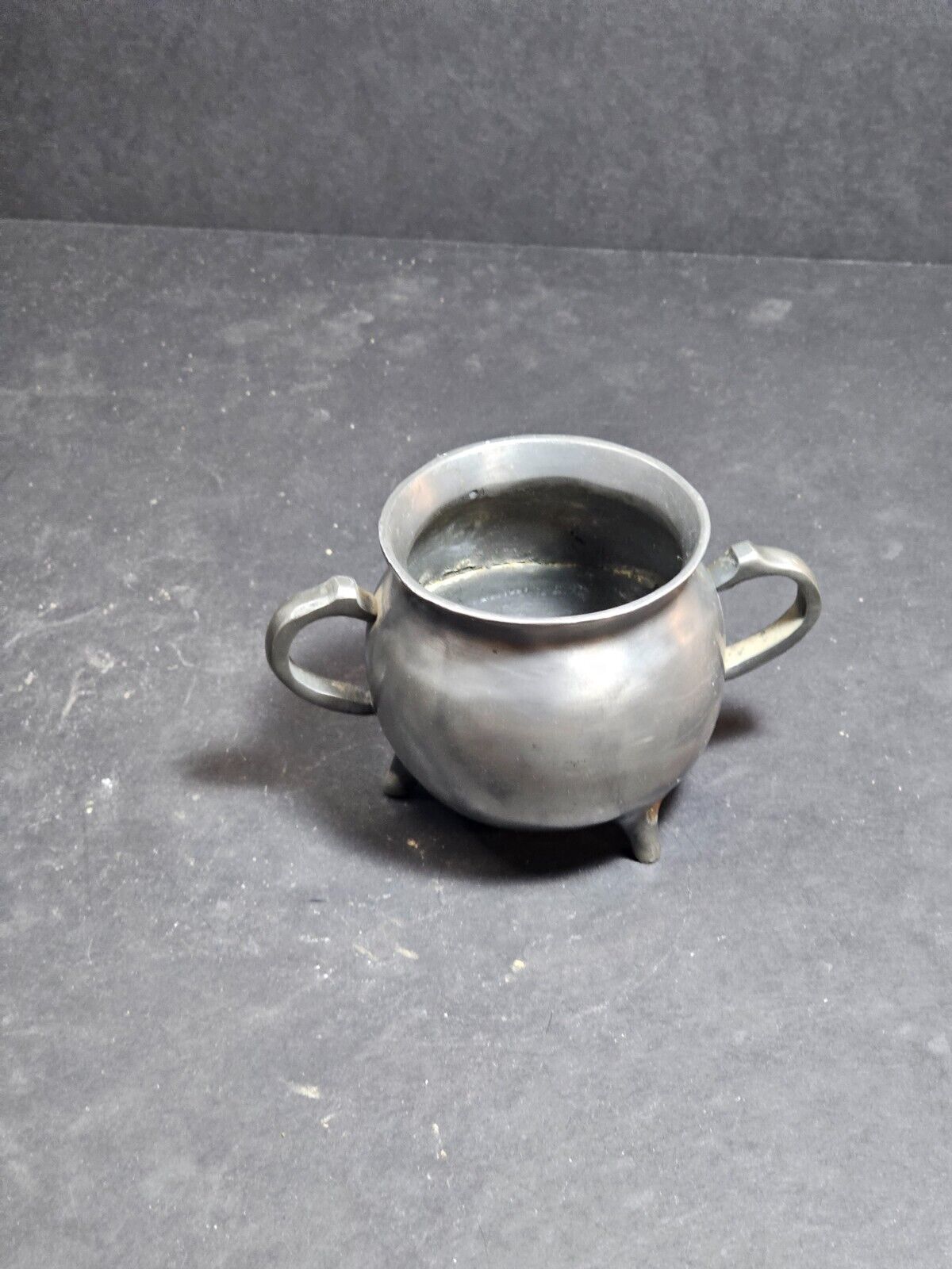 Pewter hallmarked cauldron shaped container 3\