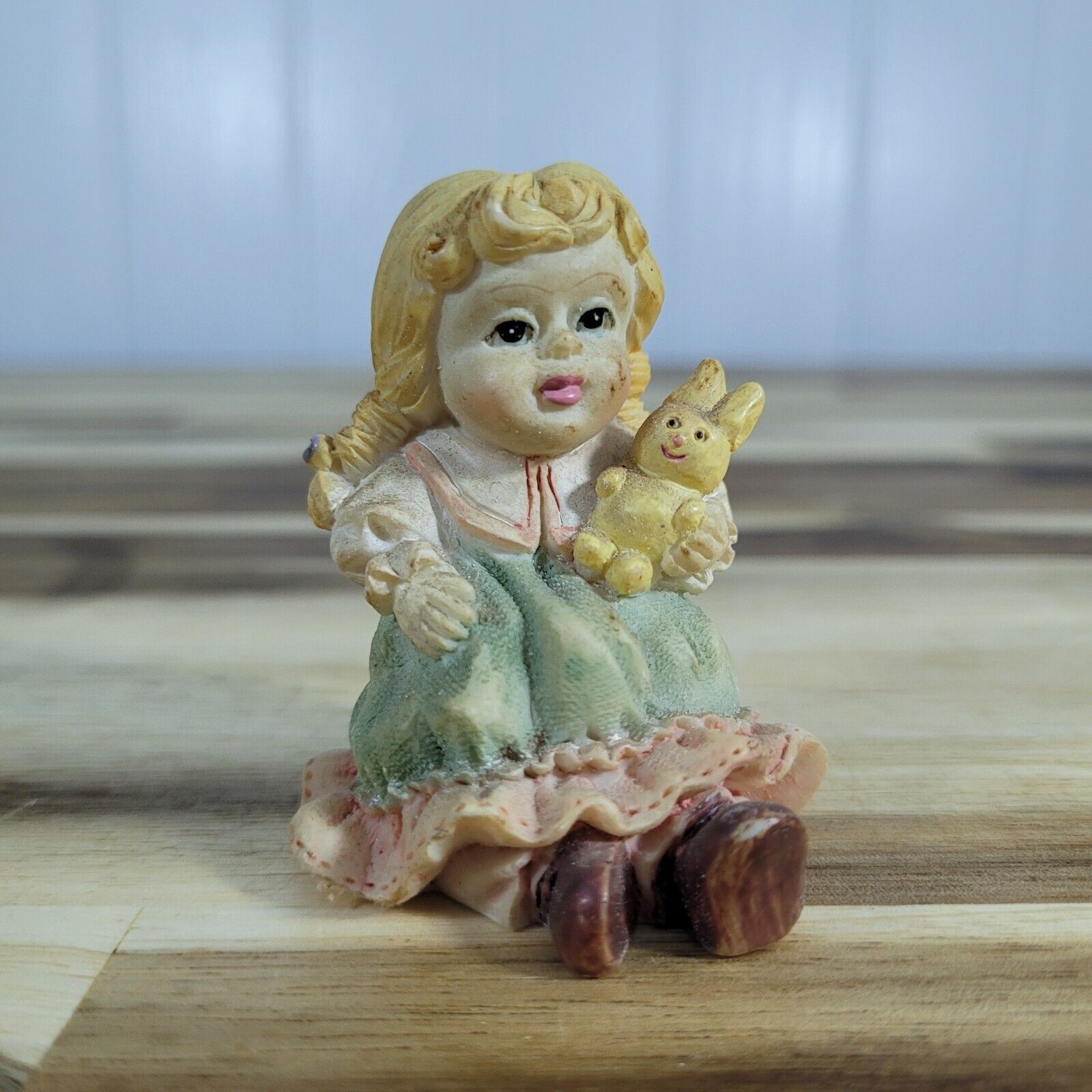 VTG Polystone Resin Life-like Figurine of Little Girl Holding Rabbit Knick Knack