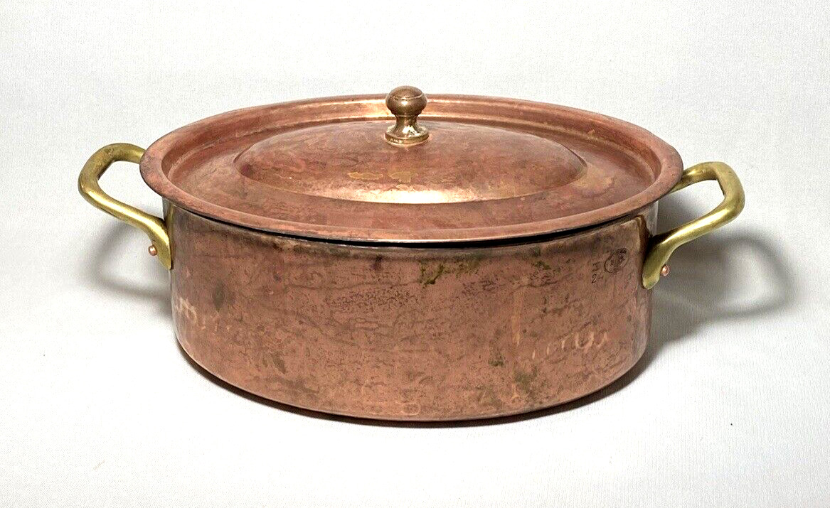 CORDON BLEU ~ Early Hammered Copper Oval 3 Qt. COVERED CASSEROLE (#24) ~ France