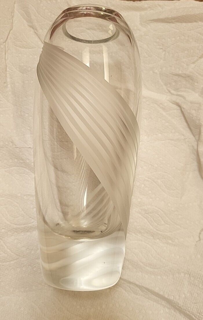 Lenox Lead Crystal Flower Vase Windswept Clear & Frosted 9 In 