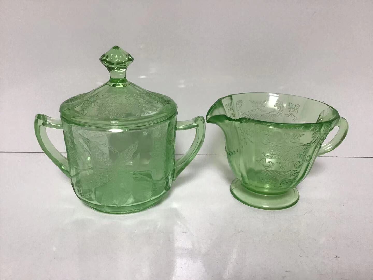 Vintage Green Uranium Vaseline GlassSugar Creamer Poinsettia Hemp JeanettePot