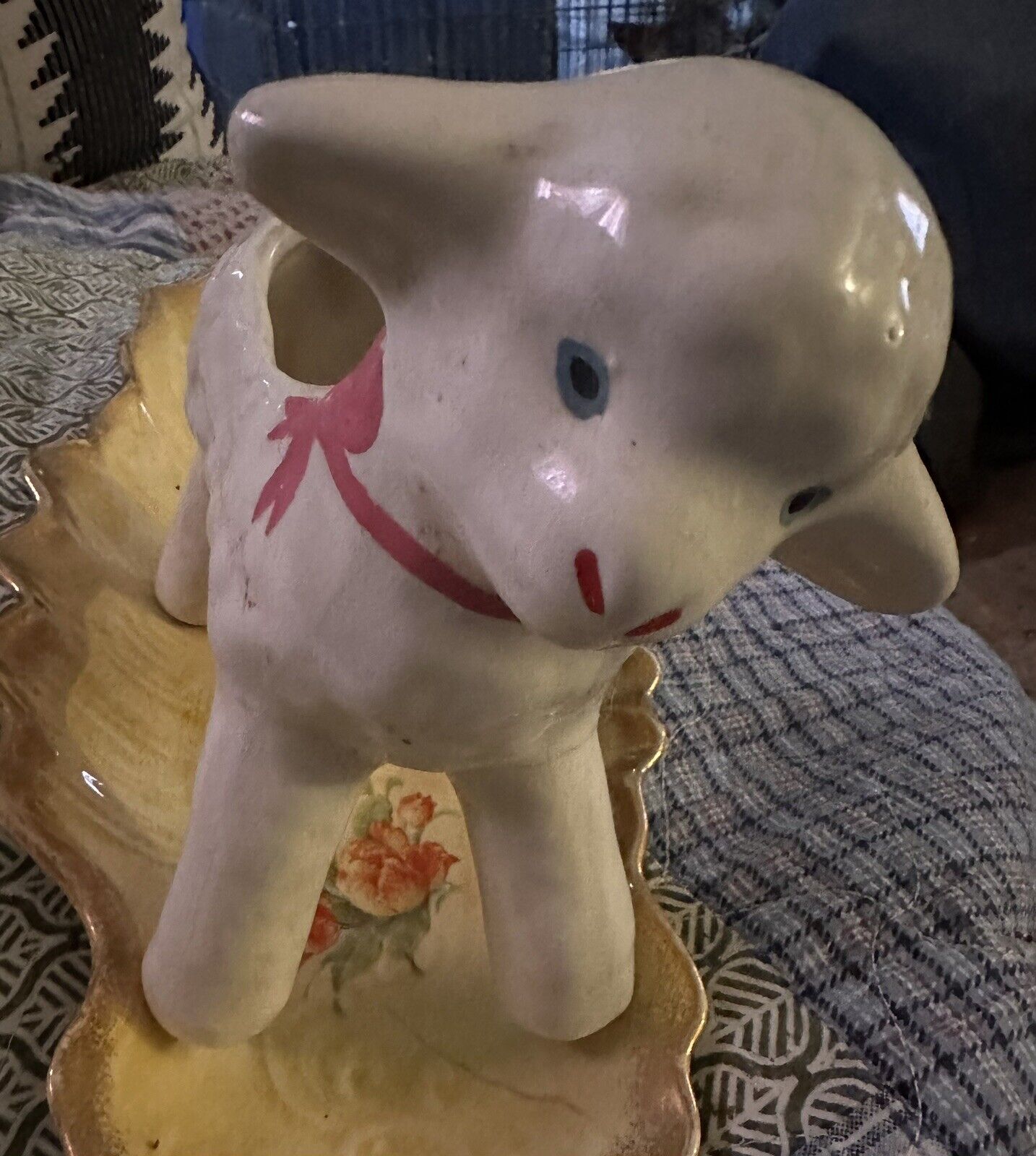 Vintage 1950's White Lamb Planter with Pink Bow 🎀