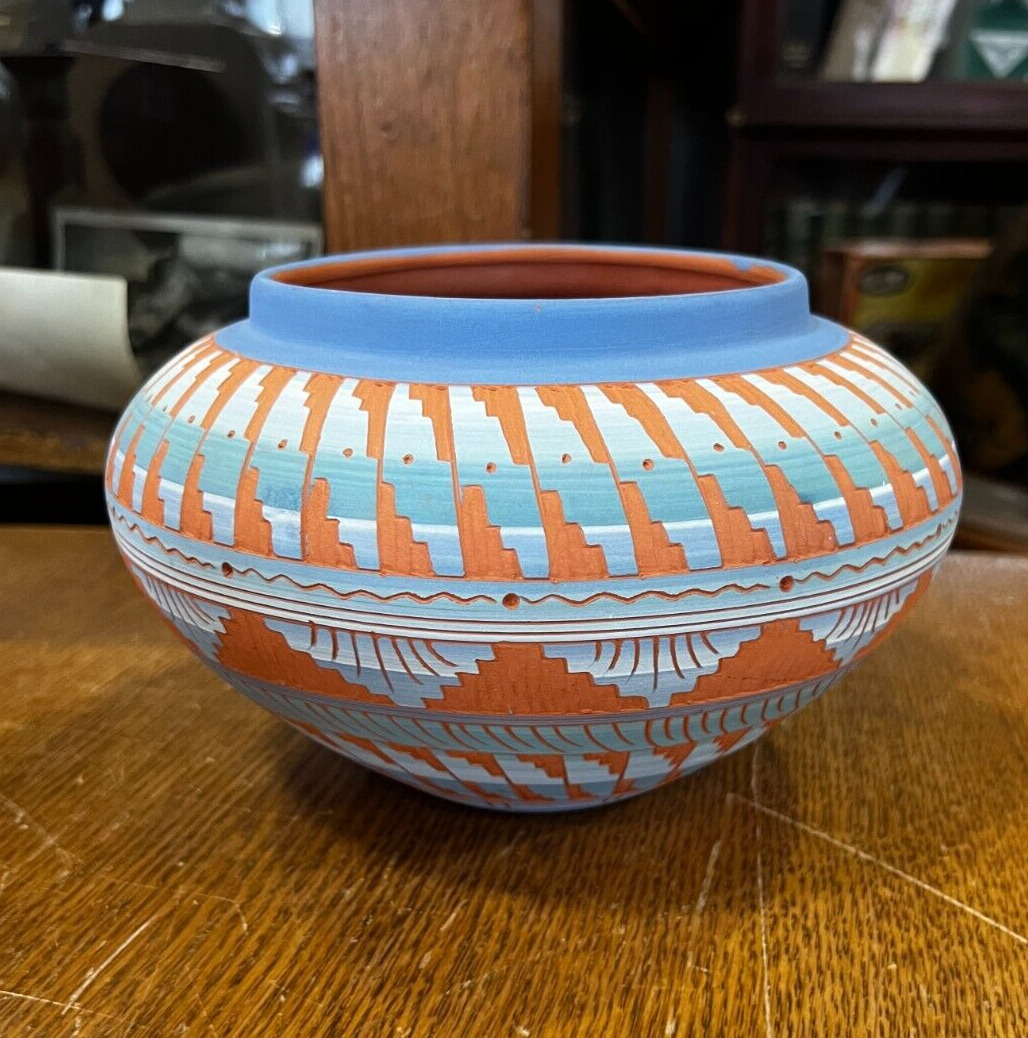 Vintage Handmade Navajo Etched Pottery 8 1/2 Inch Vase Signed