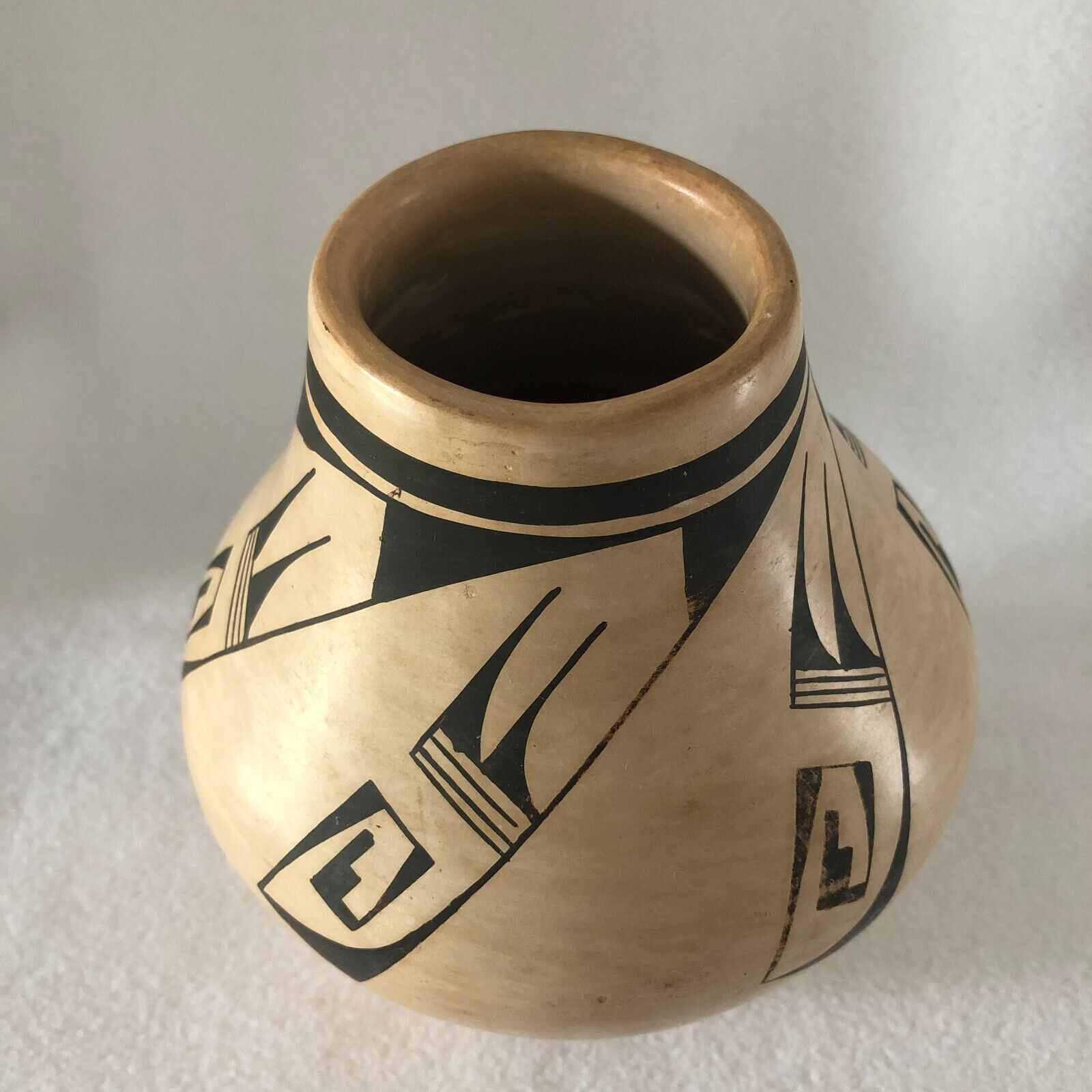 Vintage Helen Naha Feather Woman Hopi Tewa Pottery Jar Feather Mark Signed