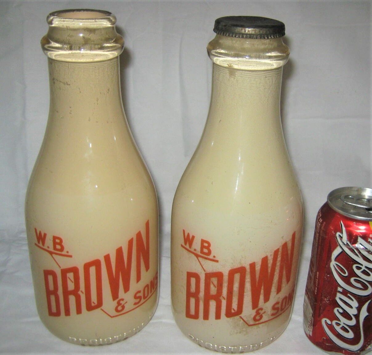 2 ANTIQUE R.I. USA COUNTRY W.B. BROWN & SONS DAIRY COW FARM GLASS MILK BOTTLES 