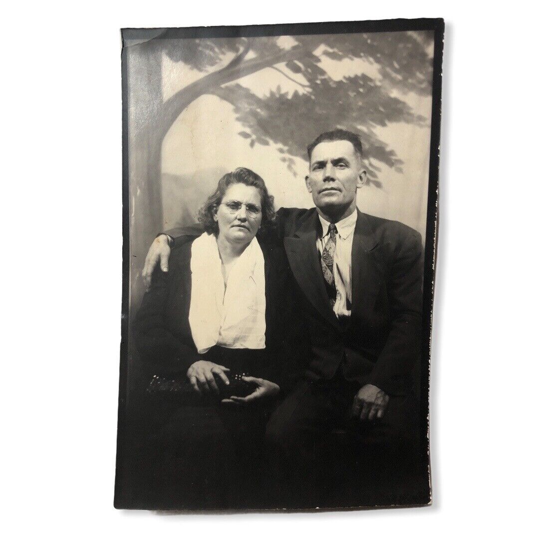 Vtg 1930s 1940s Older Couple Dressed Up Sitting Close B&W Photo