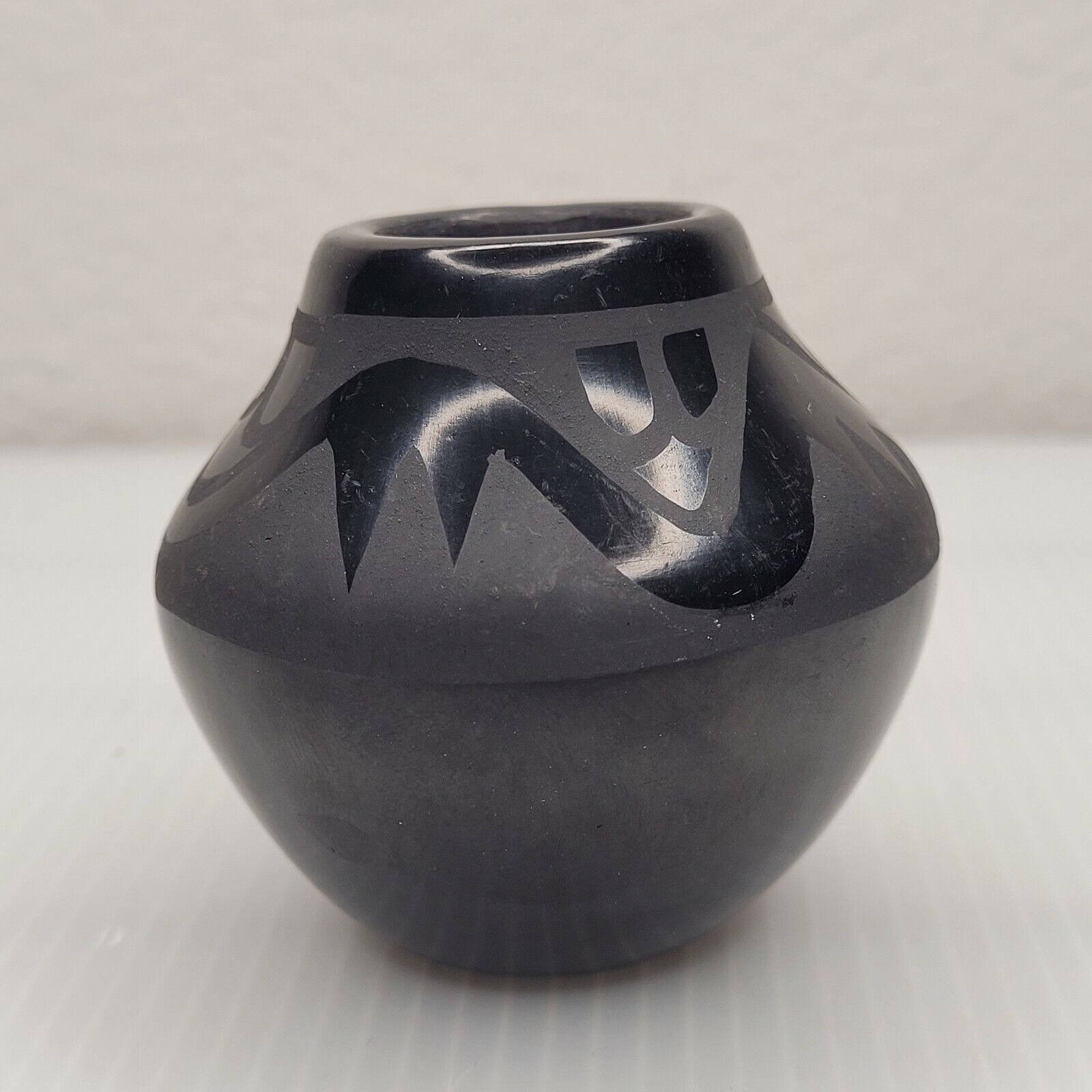 Kathy Gutierrez San Ildefonso Pueblo Black Ware Jar (2.5in Tall)