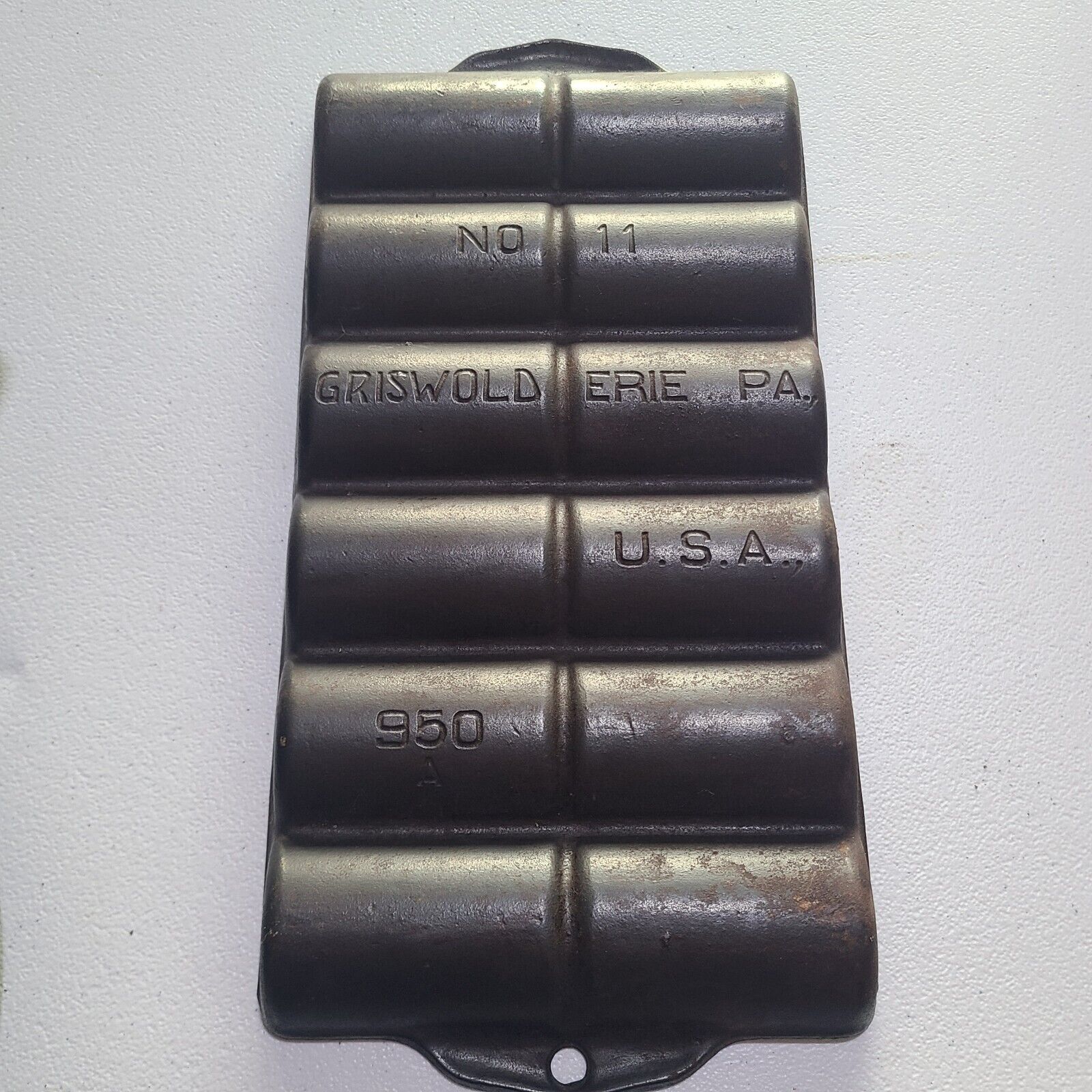 Griswold Cast Iron #11 Slant Logo French Roll Pan