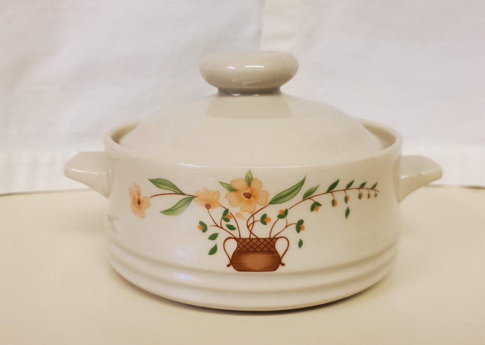 Vintage JMP Countryside Stoneware Collection Handled 5” Covered Casserole Japan