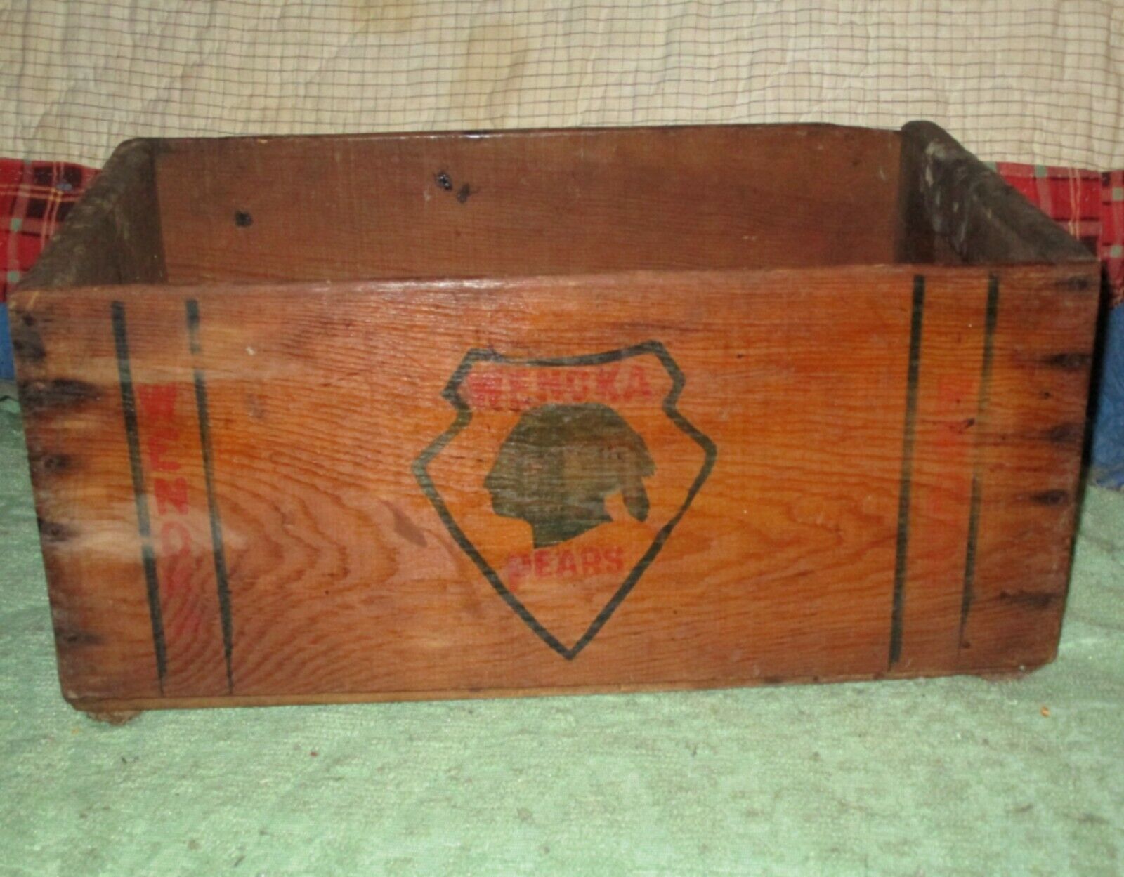 RARE Antique WENOKA PEARS FRUIT CRATE Indian Full Size Vintage Shipping Box 