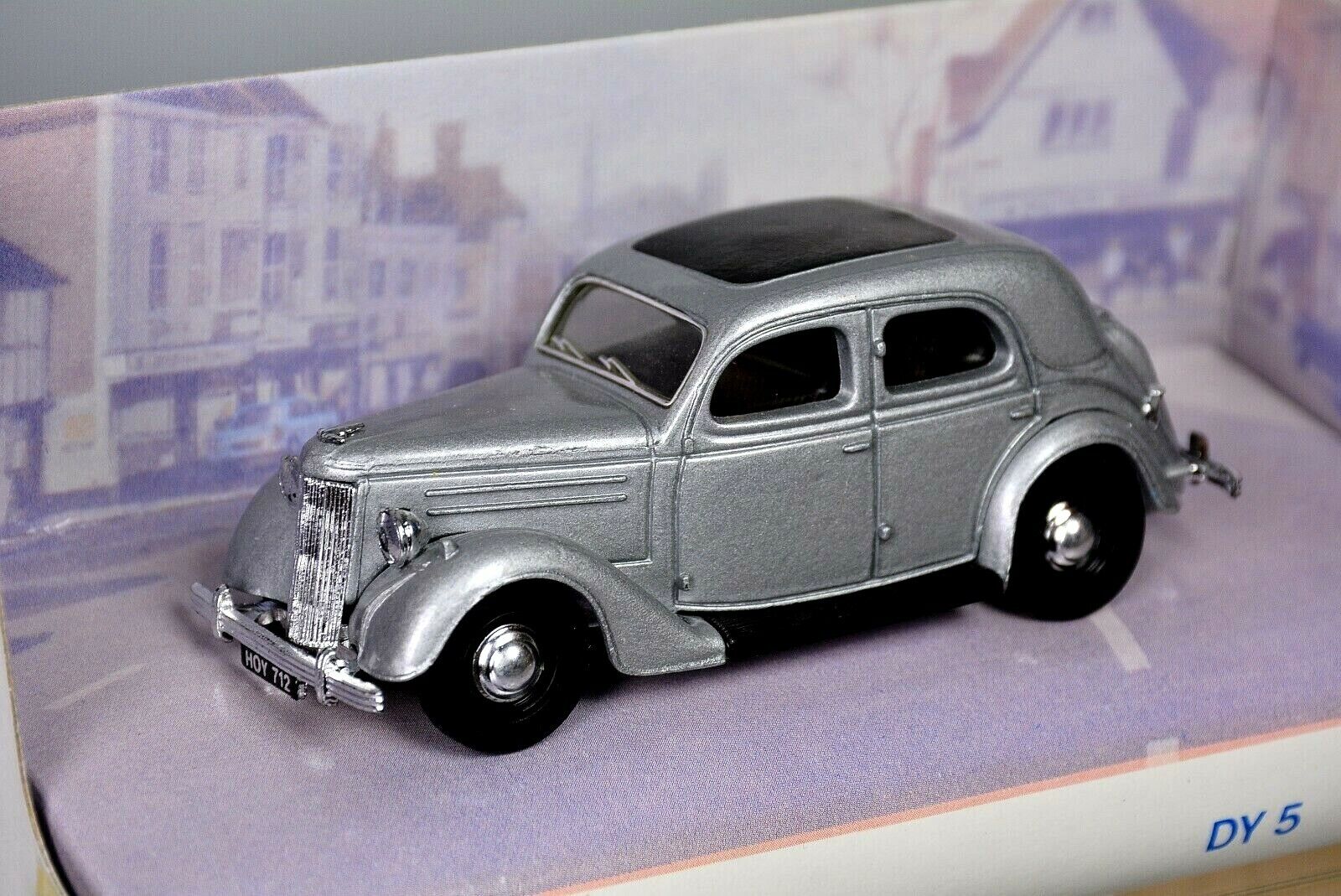 Matchbox Dinky Series 1/43 V8 Ford Pilot in Silver