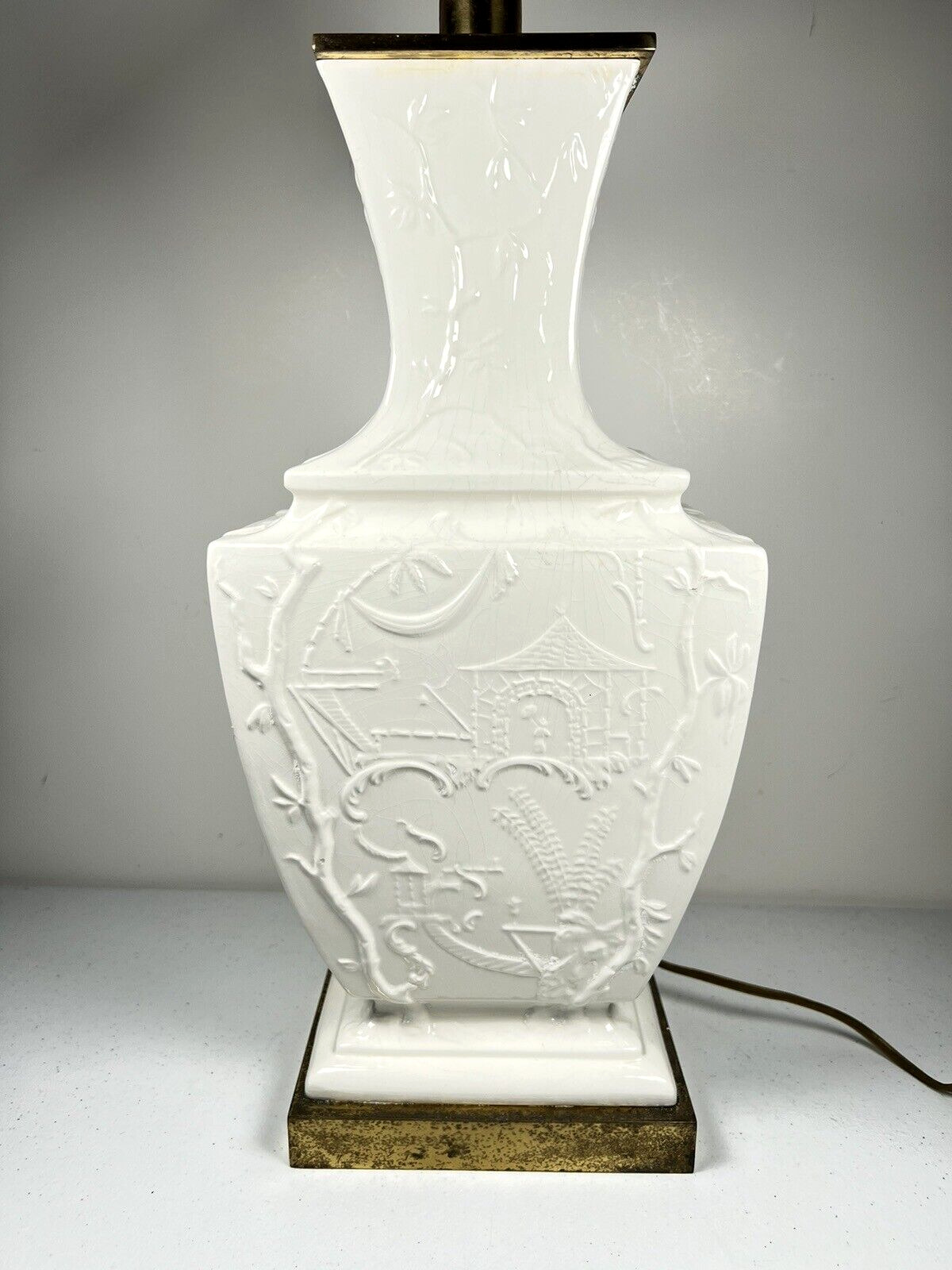 Paul Hanson Table Lamp Porcelain Asian Pagoda Mid Century Chinoserie White FLAWS
