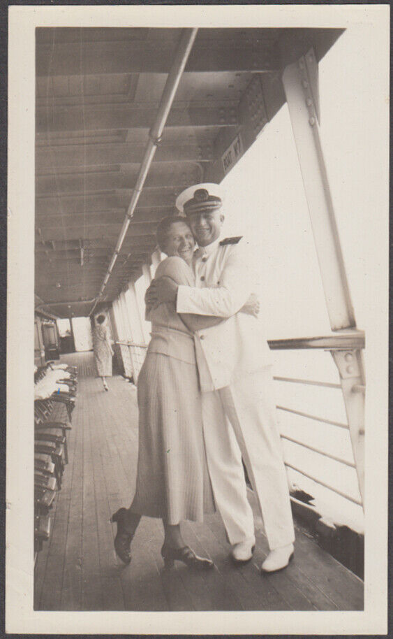 Capt Sundstrom hugs lady passenger Southern Pacific Morgan Lines S S Dixie 1936