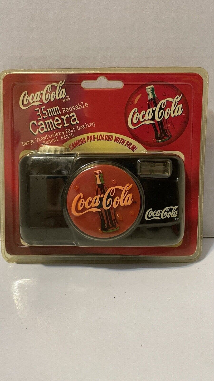 Vintage 1999 Coca-Cola 35mm Reusable Camera Pre-Loaded w/Film New Factory Sealed