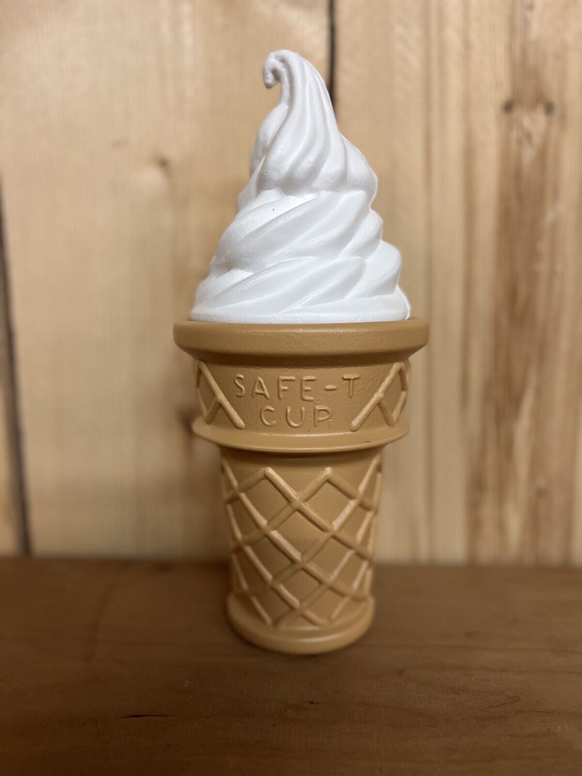 Blow Mold Plastic Ice Cream Cone Display Safe T Cup 11” Inch Vanilla Swirl Bank