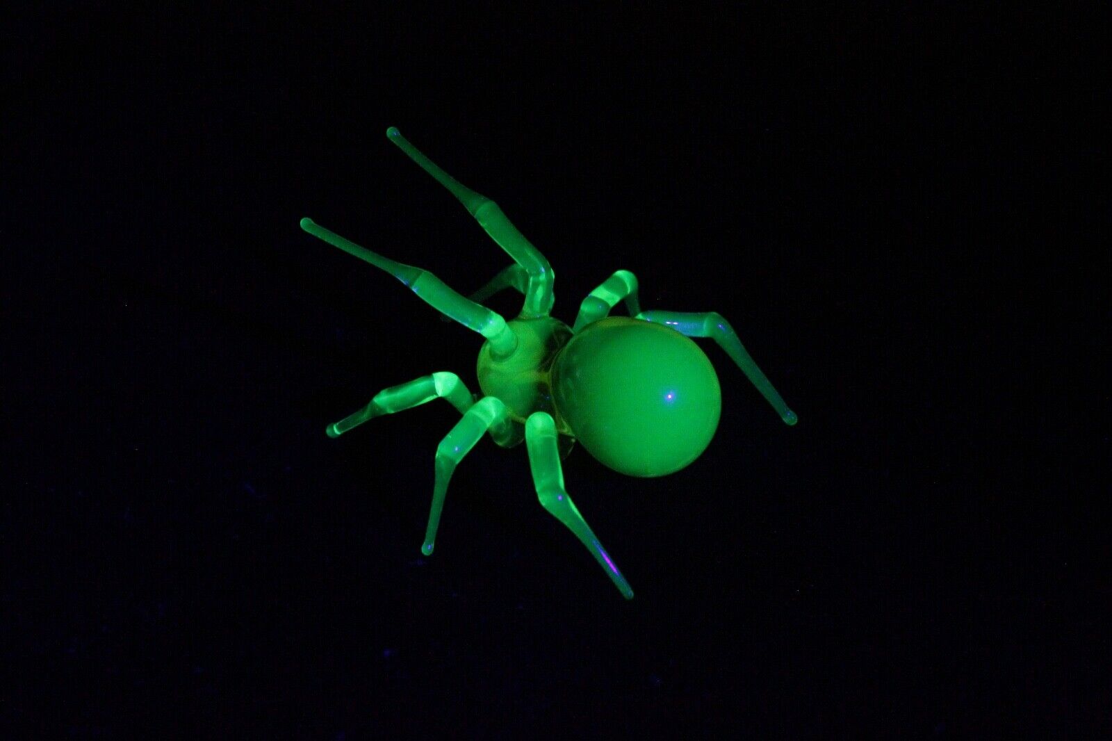 Uranium Glass Spider Uranium Vaseline Glass Figurine Spider Glass UV Spider