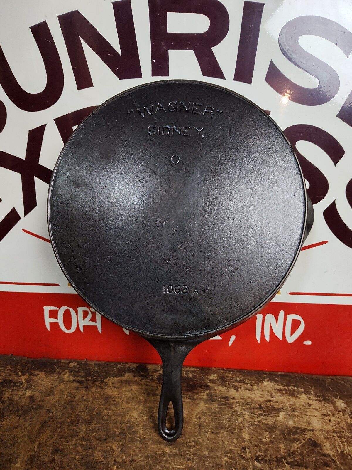 Fully Restored Wagner No 12 Cast Iron Skillet Frying Pan 14\