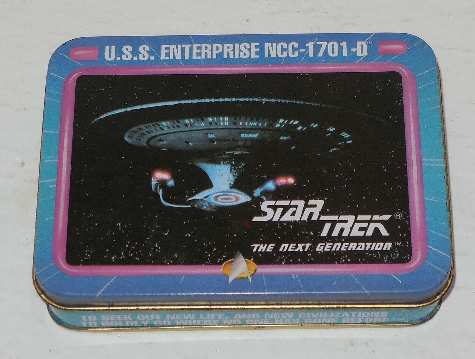 Vintage Star Trek The Next Generation Deck of Playing Cards in Collectors Tin