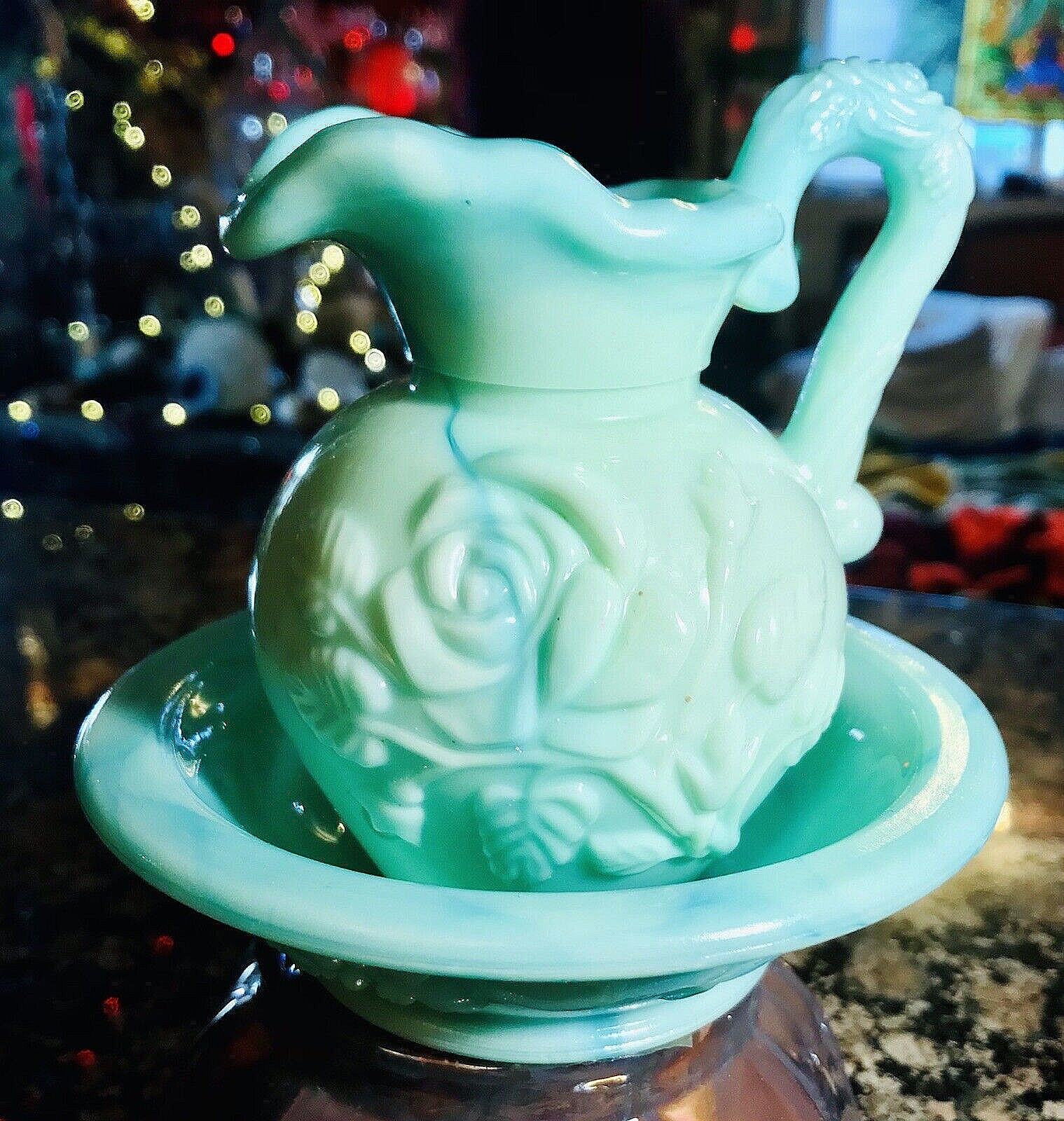 Vintage Sweet Avon Swirl Green Jadeite Swirl Glass Bohemian Wash Bowl & Pitcher