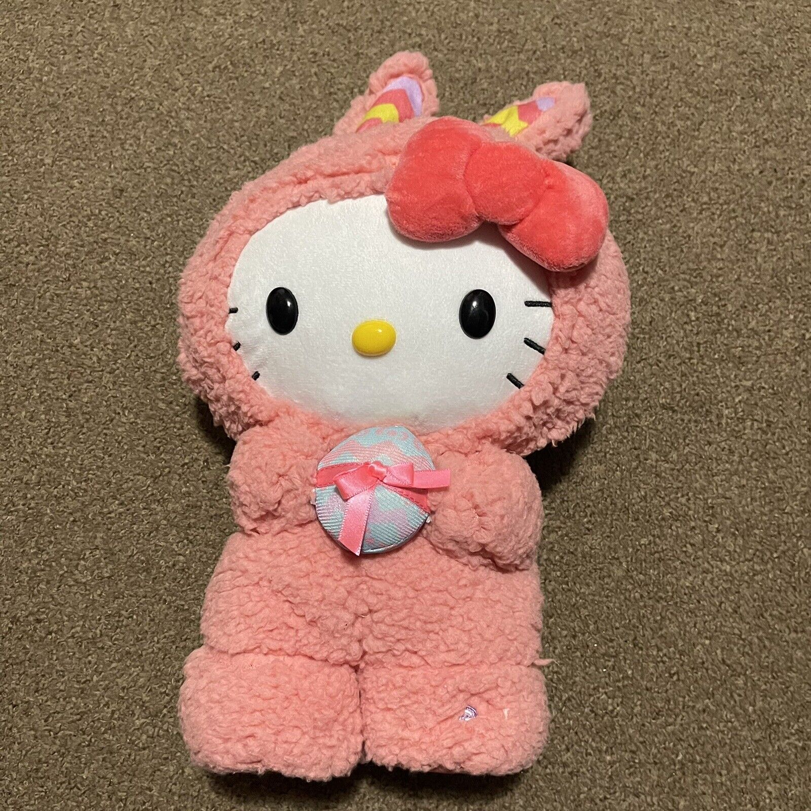 Sanrio Hello Kitty Easter Side Stepper Plush Greeter 2023 Looby Loo Song Dancing