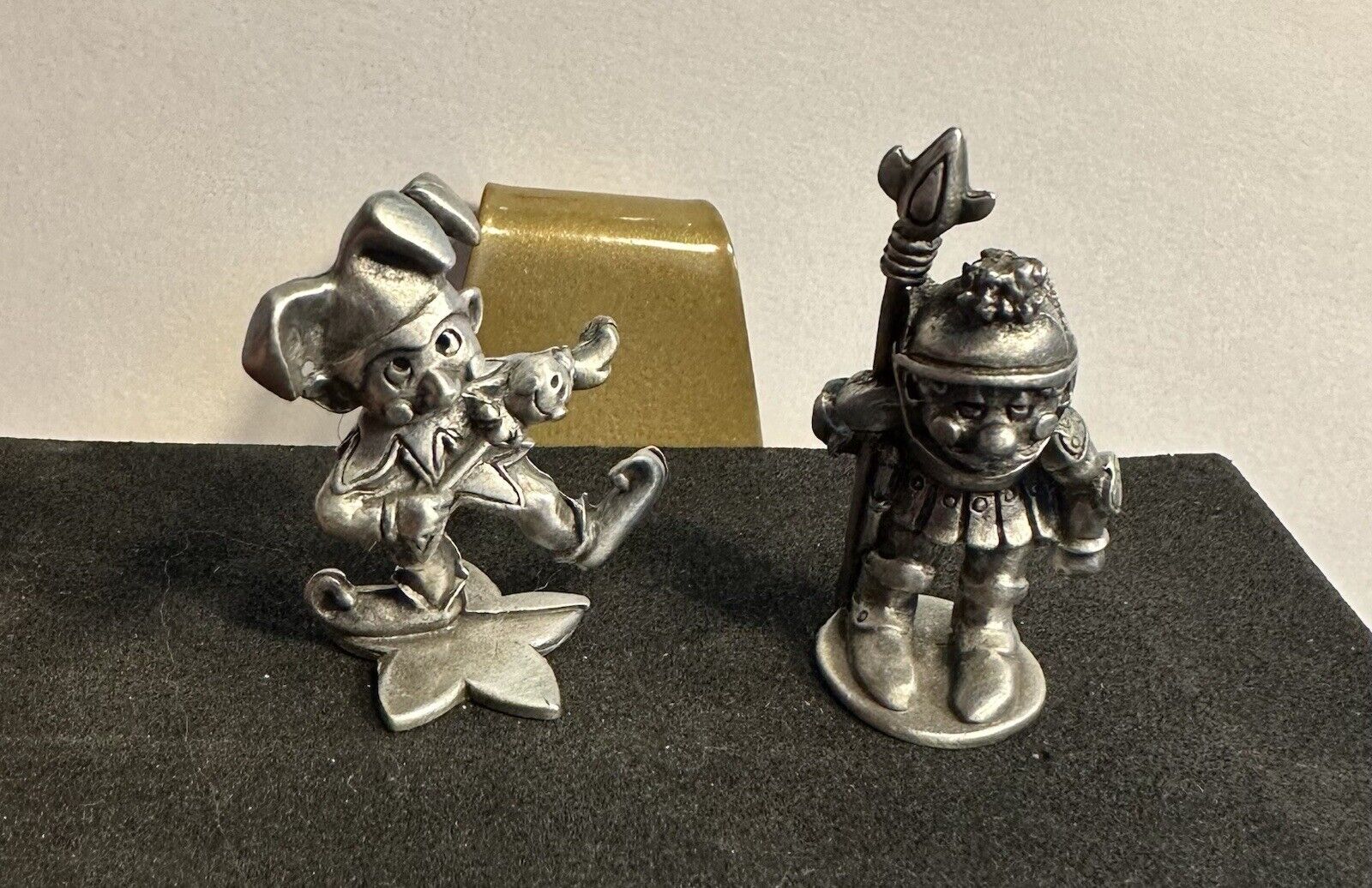 Hudson Fine Pewter 1984 Figurines # 3151 And 3152 Made in USA Lot Of 2