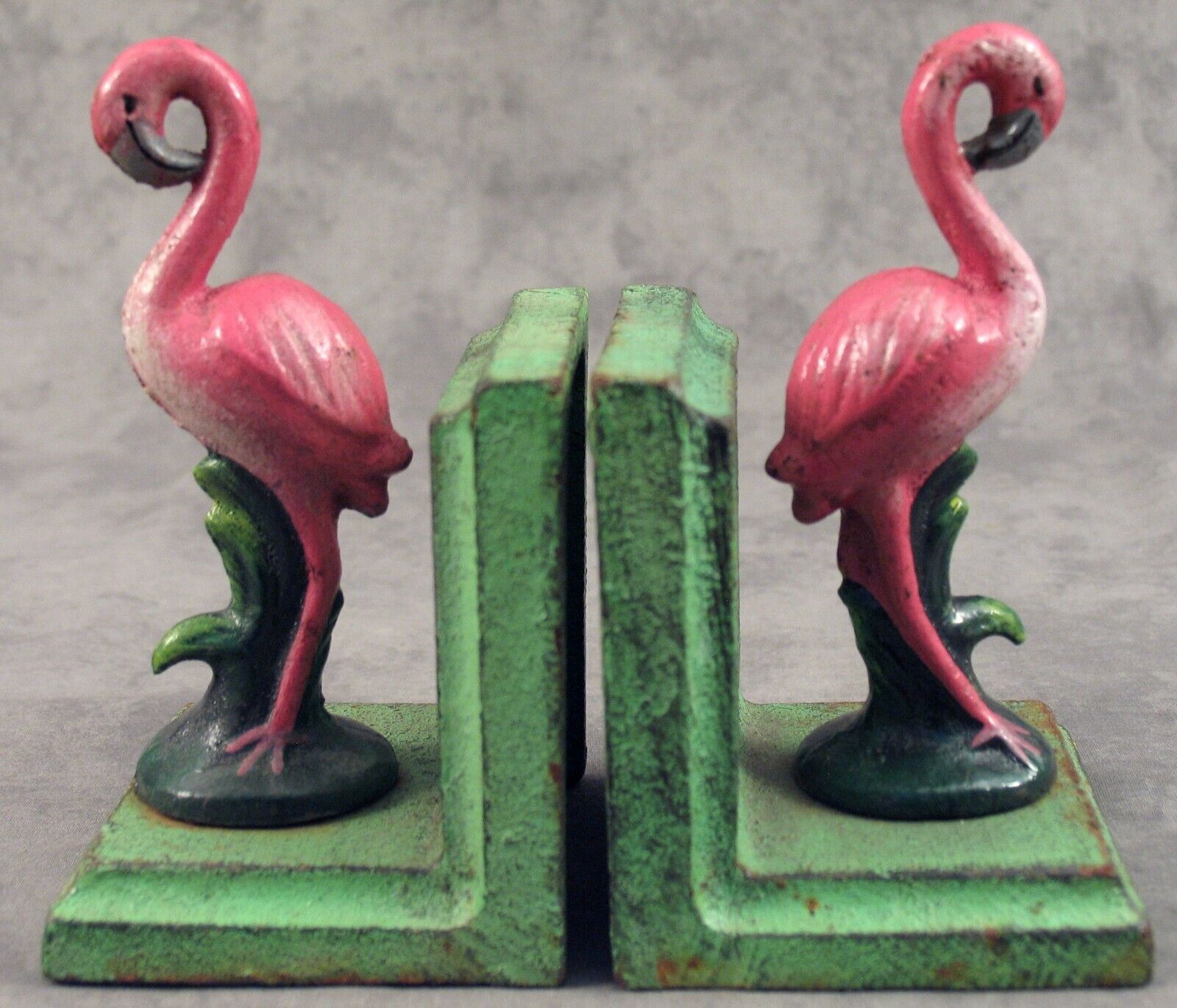 PAIR OF TROPICAL PINK FLAMINGO Cast Iron BOOKENDS Book Ends