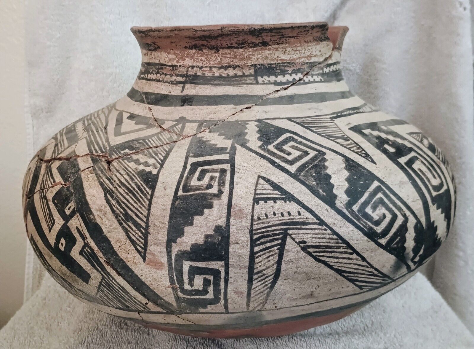 Large Prehistoric Ancient Tonto Polychrome Anasazi Pottery Jar 1150-1350AD 