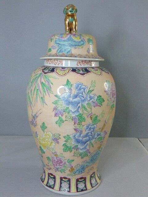 Beautiful Vintage Hand Painted Floral Chinese Porcelain 32\