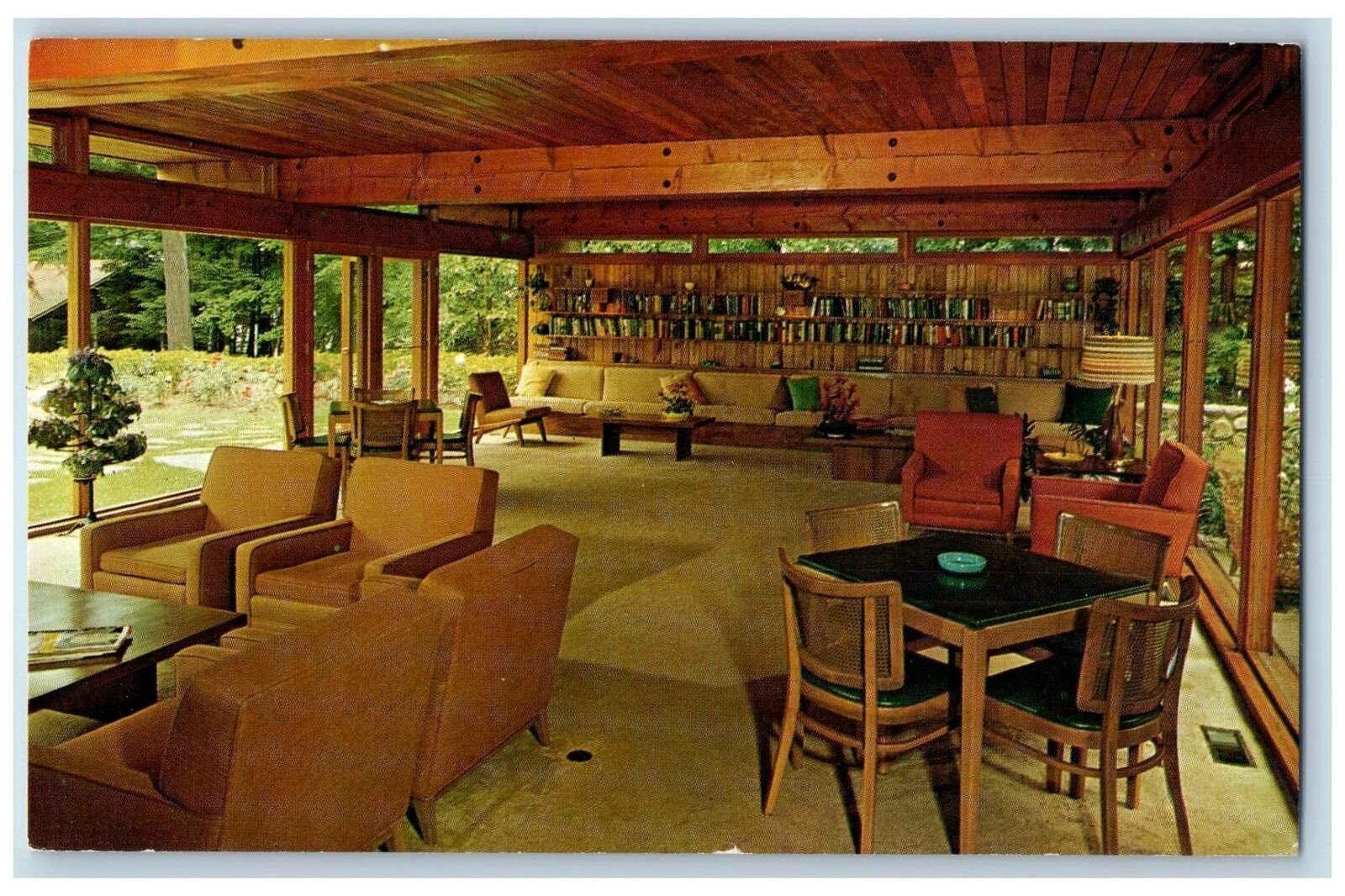 Hayward Wisconsin WI Postcard Scheer\'s Ghost Lake Lodge Sportsman Lodge 1963