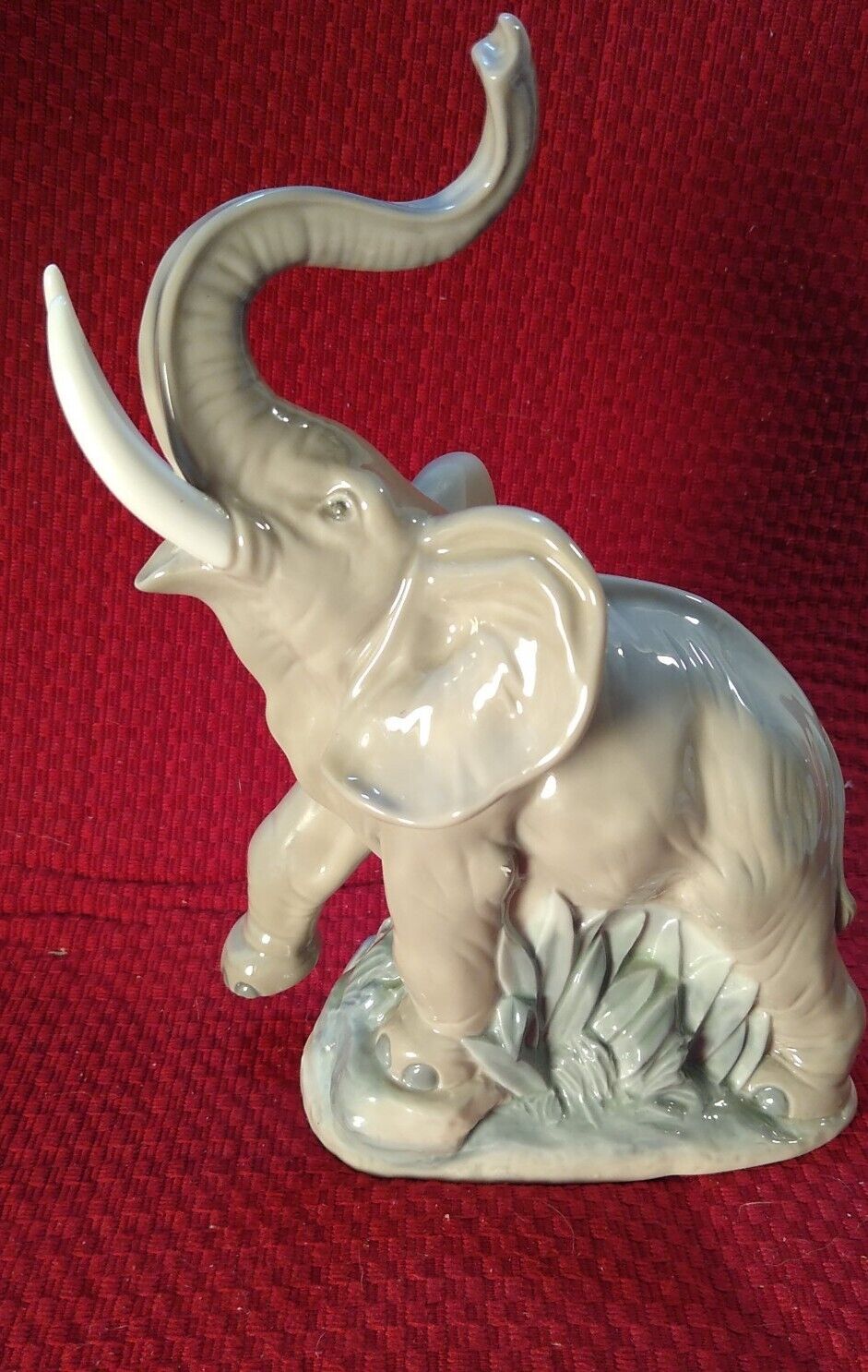 NAO Lladro Elephant Figurine Vintage Made in Spain