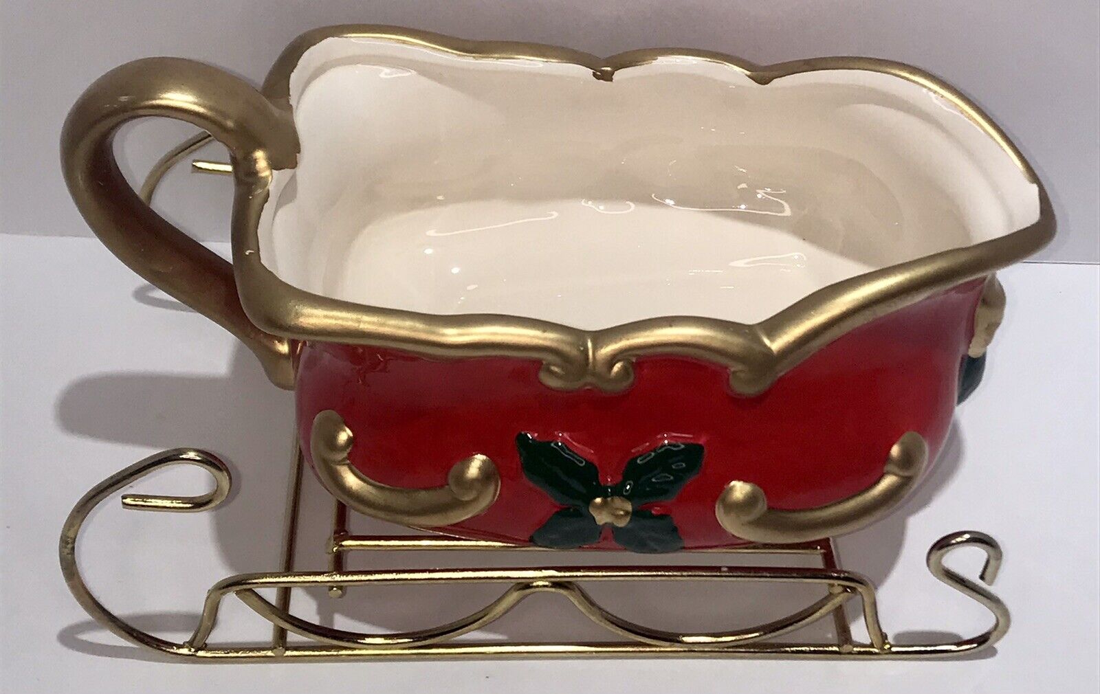 👀Holiday Gravy Server With Stand Sleigh👈