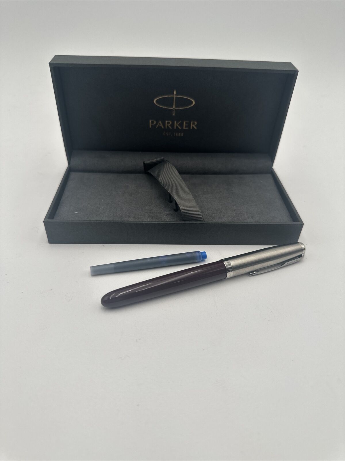 Parker 51 Burgundy/Brown Black Jeweled Cap Fountain Pen