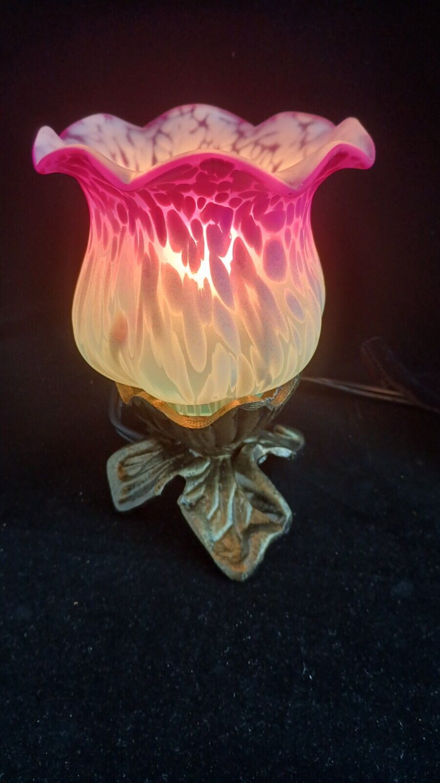 Tiffany Style Lilly Petite Lamp