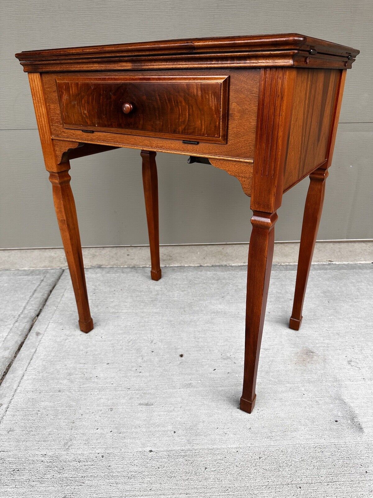 Beautiful 1940s Singer Sewing Machine Walnut Cabinet 201 201K 15 15-91 66 127