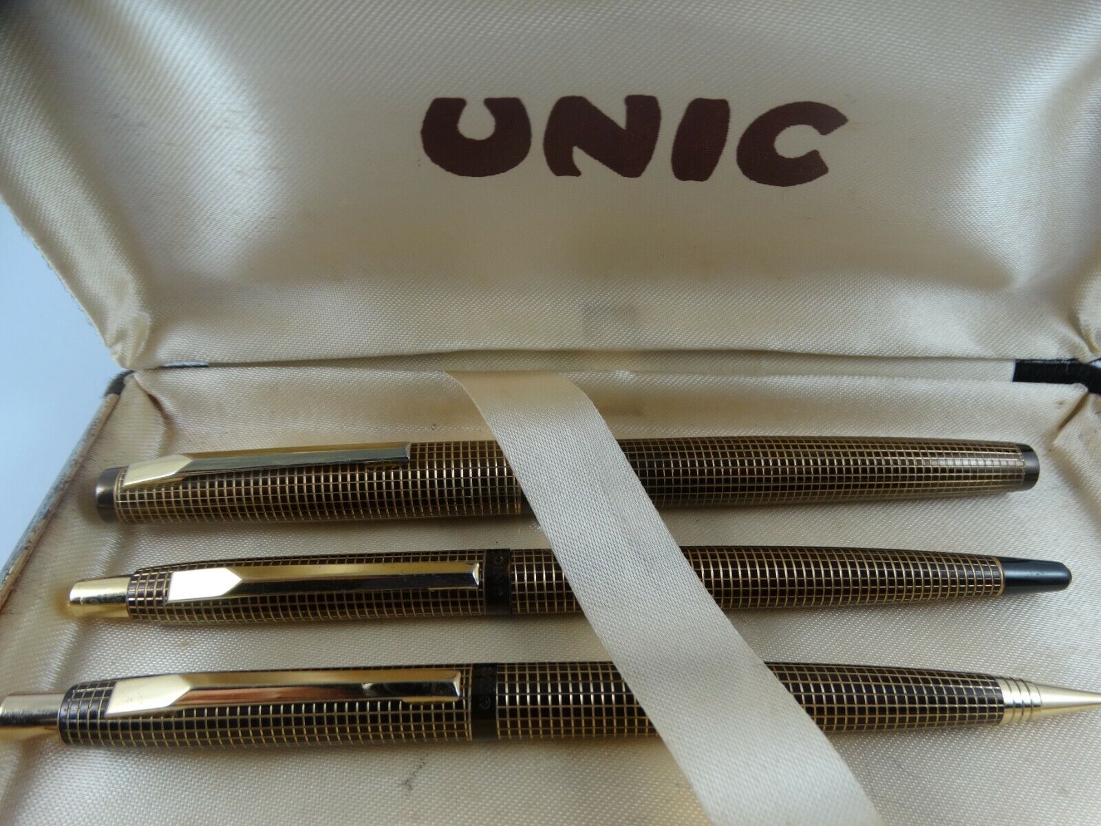 UNIC Vintage Set Gold Plate Fountain Pen Pen Pencil Box MINT 